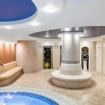 Отель Kerpe & 4*