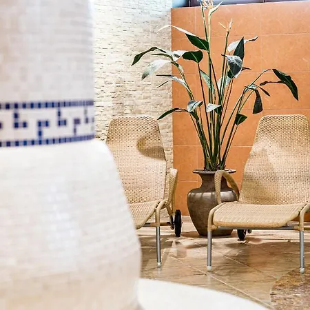 Kerpe & Hotel Palanga