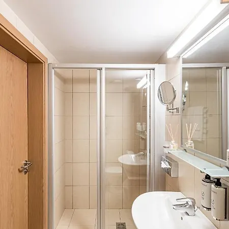 Hotel Kerpe & 4*